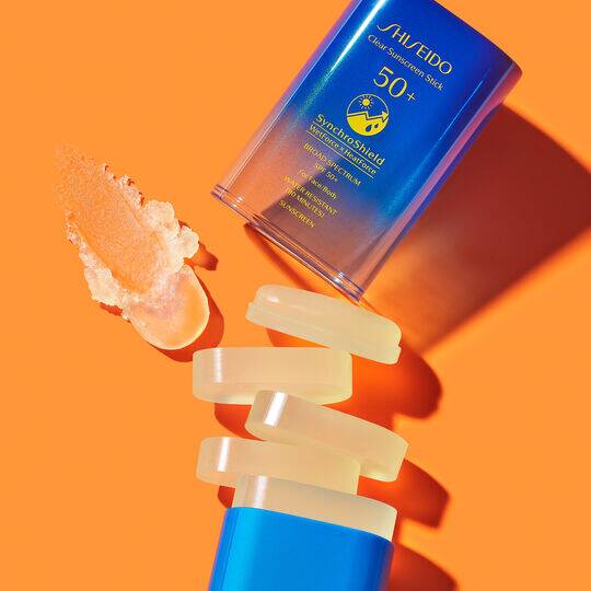 Shiseido-Clear-Sunscreen-Stick-SPF50-8