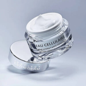 کرم لایه بردار و جوانساز Retinol استادرم